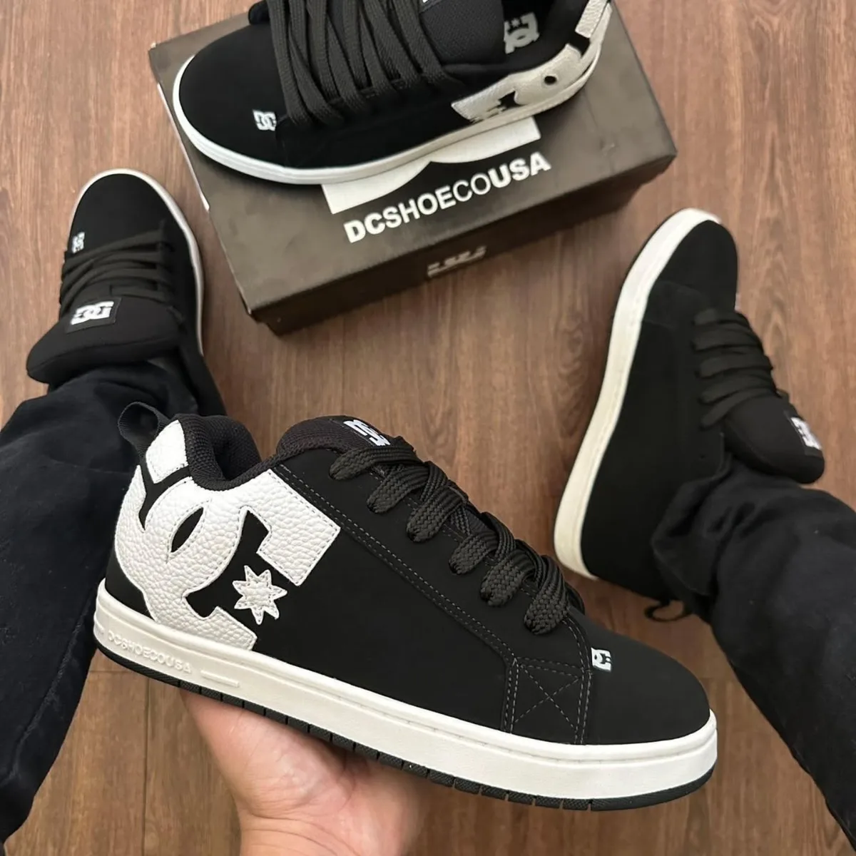 DC Court preto